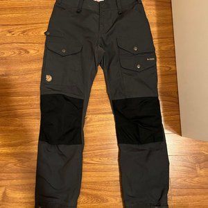 Fjallraven VIDDA PRO TROUSERS W REG - Dark Grey Size 27-28"